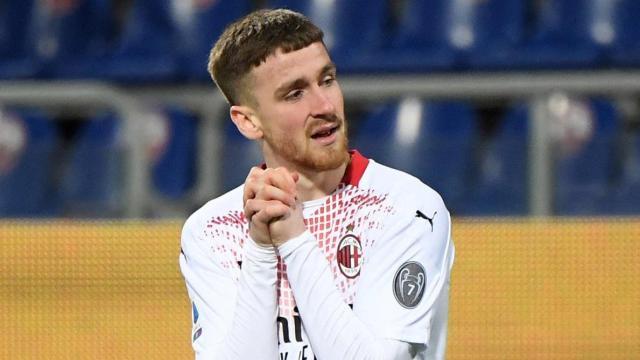 九游电脑版-萨勒马克斯连蹬带拽无谓染红 皮奥利：他已经认错